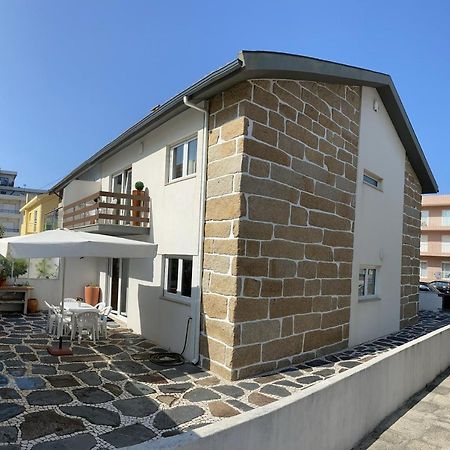 ヴィラ・ド・コンデ Casa Oliveiraヴィラ エクステリア 写真